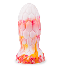 Laden Sie das Bild in den Galerie-Viewer, Analplug mit Saugfuß Drachen-Ei