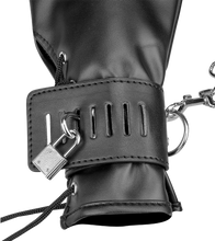 Laden Sie das Bild in den Galerie-Viewer, BDSM-Fäustlinge aus Kunstleder