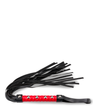 Laden Sie das Bild in den Galerie-Viewer, BDSM-Flogger Guilty