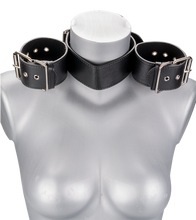 Laden Sie das Bild in den Galerie-Viewer, BDSM-Halsband mit Fesseln
