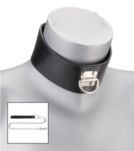 Laden Sie das Bild in den Galerie-Viewer, BDSM-Halsband mit Schloss und Leine