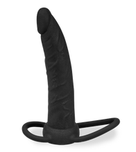 Laden Sie das Bild in den Galerie-Viewer, Doppeldildo mit Penis- und Hodenring