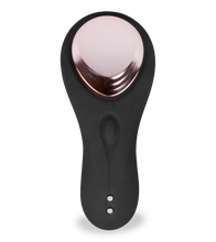 Laden Sie das Bild in den Galerie-Viewer, Ferngesteuerter Slip-Vibrator Mystery