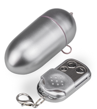 Laden Sie das Bild in den Galerie-Viewer, Ferngesteuertes XL-Vibro-Ei