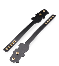 Laden Sie das Bild in den Galerie-Viewer, Fußgelenk-Manschetten aus Kunstleder Katze