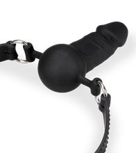 Laden Sie das Bild in den Galerie-Viewer, Gagball aus Silikon mit Dildo 6,5cm