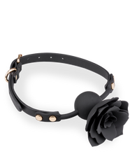 Laden Sie das Bild in den Galerie-Viewer, Gagball aus Silikon und Kunstleder mit Rosen-Dekor