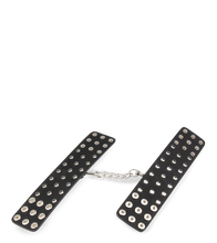 Laden Sie das Bild in den Galerie-Viewer, Handschellen mit Nieten aus schwarzem Kunstleder