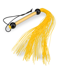 Laden Sie das Bild in den Galerie-Viewer, Kleine Riemenpeitsche Punisher