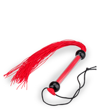 Laden Sie das Bild in den Galerie-Viewer, Kleine Riemenpeitsche Punisher