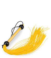 Laden Sie das Bild in den Galerie-Viewer, Kleine Riemenpeitsche Punisher