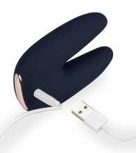 Laden Sie das Bild in den Galerie-Viewer, Klitorisstimulator Dark Fox