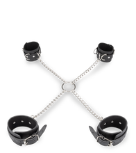 Laden Sie das Bild in den Galerie-Viewer, Kreuzfessel für Hand- und Fußgelenke aus Kunstleder
