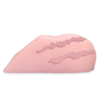 Laden Sie das Bild in den Galerie-Viewer, Lebensgroße Gummimuschi Vagina und Anus mit Vibration