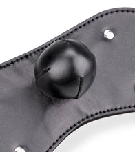 Laden Sie das Bild in den Galerie-Viewer, Mundknebel aus 100 % Kunstleder