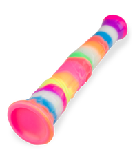 Laden Sie das Bild in den Galerie-Viewer, Phosphoreszierender Dildo mit Saugnapf Pferd