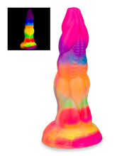 Laden Sie das Bild in den Galerie-Viewer, Phosphoreszierender Fantasy-Dildo mit Saugnapf Chimäre