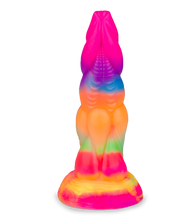 Laden Sie das Bild in den Galerie-Viewer, Phosphoreszierender Fantasy-Dildo mit Saugnapf Chimäre