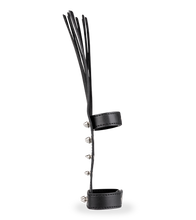 Laden Sie das Bild in den Galerie-Viewer, Riemen-Handschuh aus Kunstleder mit Stacheln