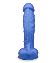 Laden Sie das Bild in den Galerie-Viewer, Saugnapf-Dildo aus medizinischem Silikon Wyatt