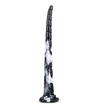 Laden Sie das Bild in den Galerie-Viewer, Saugnapf-Dildo Einhorn 45 cm