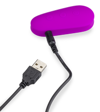 Laden Sie das Bild in den Galerie-Viewer, Strapless Strapon mit Vibration und Estim Authority