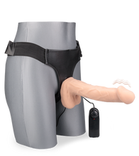 Laden Sie das Bild in den Galerie-Viewer, Strapon-Vibrator in XL Landon 23 cm