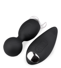 Laden Sie das Bild in den Galerie-Viewer, Vibrierende Liebeskugeln mit Klitorisstimulator als Fernbedienung